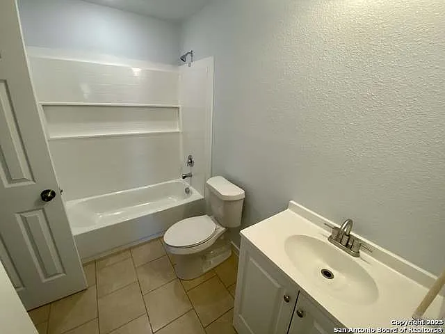 1632 S Hamilton St #102 — Photo 12