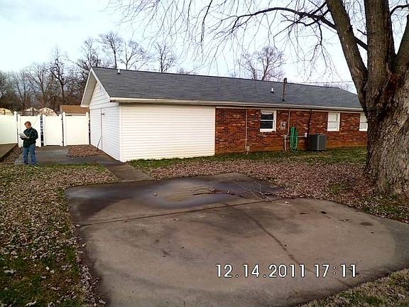 RV PARKING PAD AND CONCRE