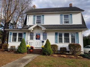 51 Reed St, Agawam, MA 01001