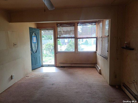 4th image of 73 Huguenot Dr