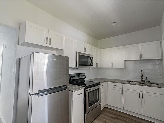 3rd image of 779 4th Ave N APT 2
