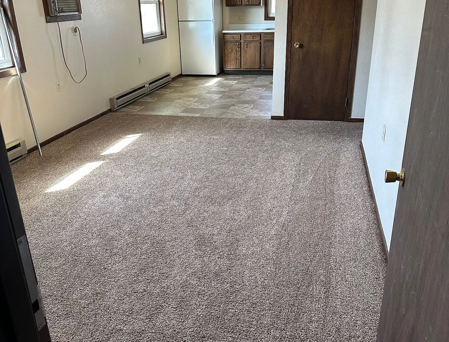2 bed, 3072 sqft, $500 — Photo 3