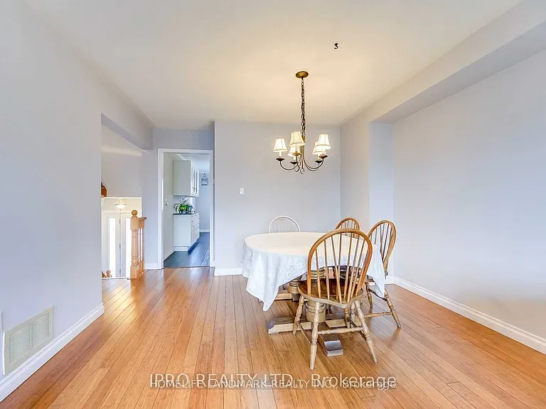 1109 Lindsay Dr — Photo 13