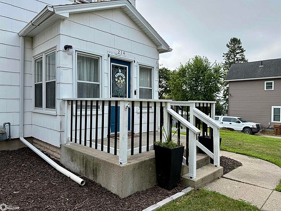 4th image of 214 Sue St