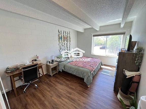 5th image of 555 E 10th Ave APT 215