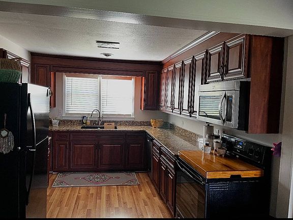2nd image of 3540 Reynolds Rd