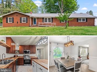 8221 Hickory Dr, King George, VA 22485