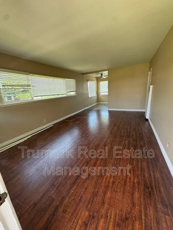 1 bed, 1.0 bath, $2,100 — Photo 3