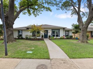 7246 La Sobrina Dr, Dallas, TX 75248