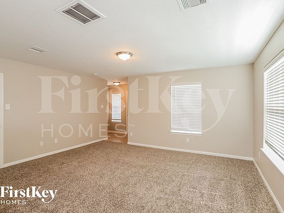 2nd image of 6722 Clover Walk Ln