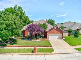 1312 Olde North Pl, Edmond, OK 73034