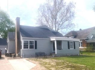 826 S Park Blvd, Freeport, IL 61032