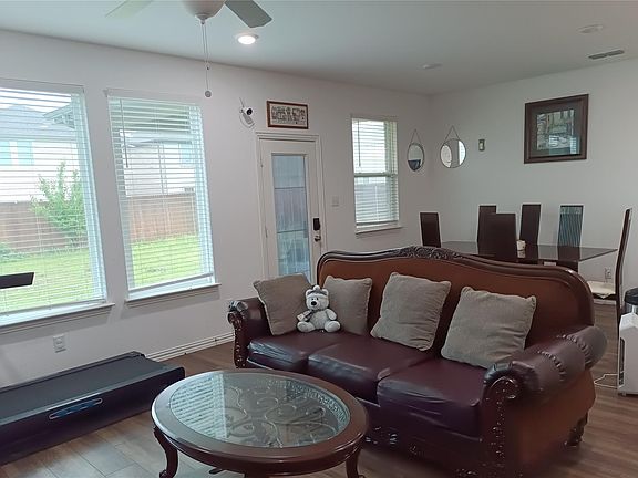 2nd image of 505 Virginia Way
