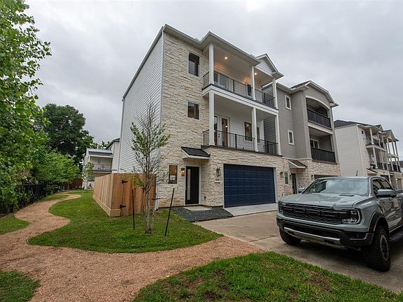 2nd image of 1428 W 34th 1/2 Street