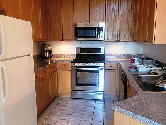 4th image of 2710 Bellforest Ct APT 408