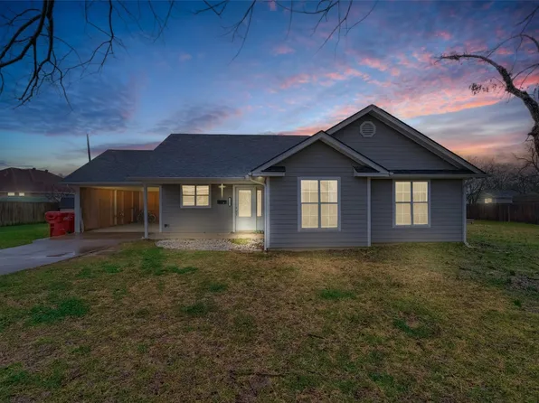 1303 N 12th St, Honey Grove, TX 75446