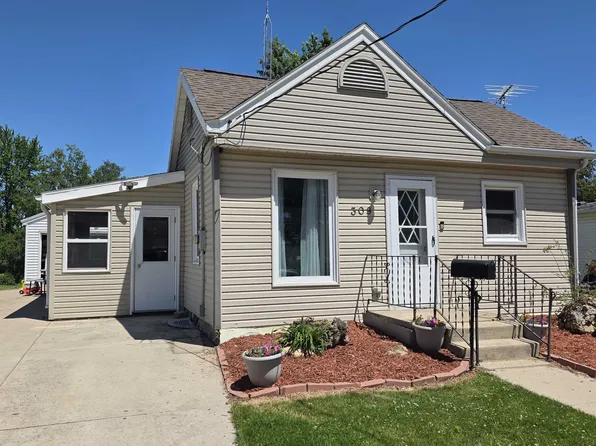 308 Taylor St, Waupun, WI 53963