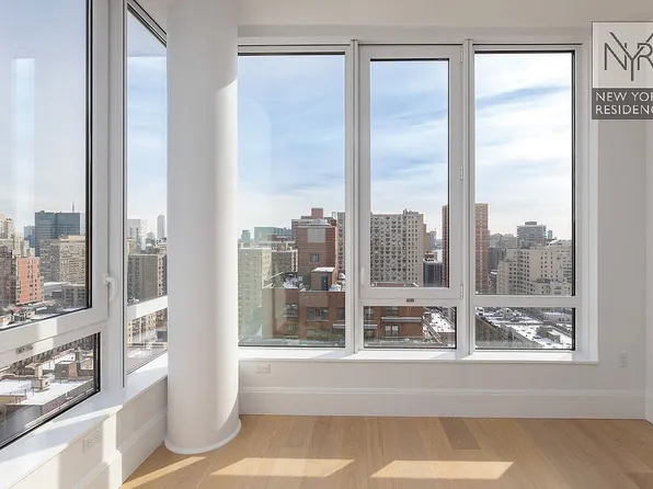 368 3rd Ave #19A, New York, NY 10016