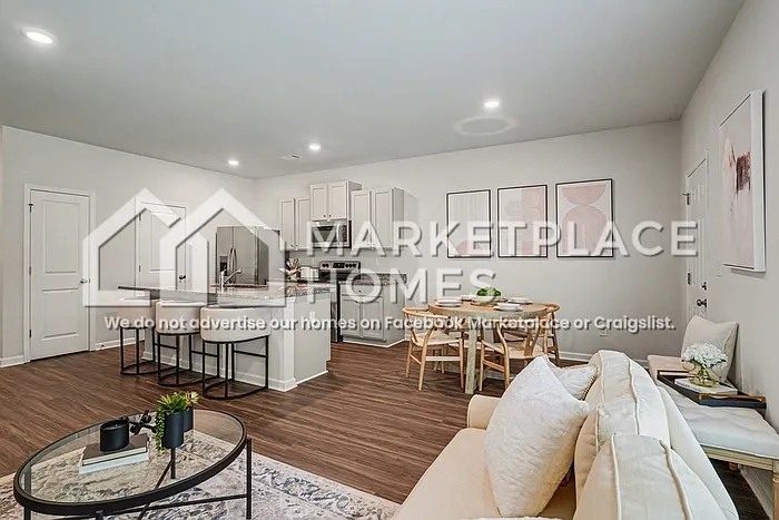 425 Oakwood Dr NW — Photo 7