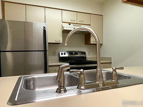 4th image of 2727 Folsom St #115