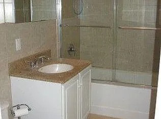 3 bed, $3,500 — Photo 3