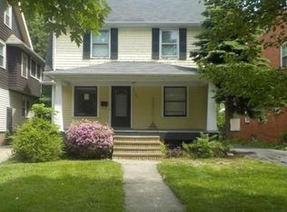 3789 Montevista Rd, Cleveland Heights, OH 44121