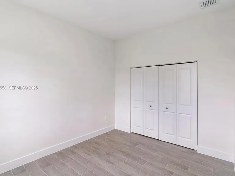 710 Peacock Ave — Photo 24