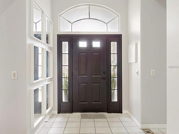 2nd image of 1718 GOLFVIEW DRIVE