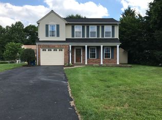 6037 Oaklawn Ln, Woodbridge, VA 22193