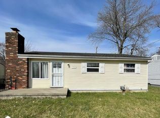 1346 Flamingo Dr, Mount Morris, MI 48458