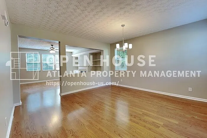 231 Waterbury Way — Photo 5