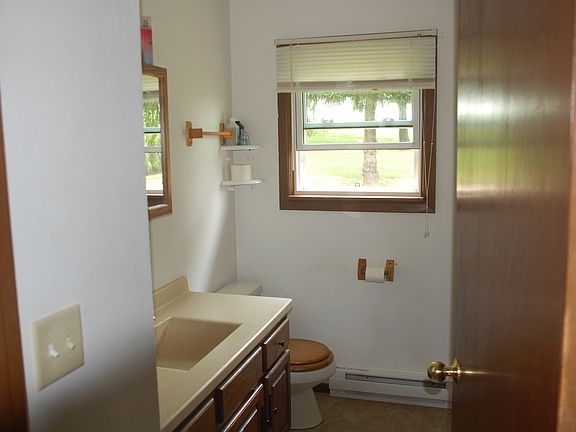 Main floor bathroom