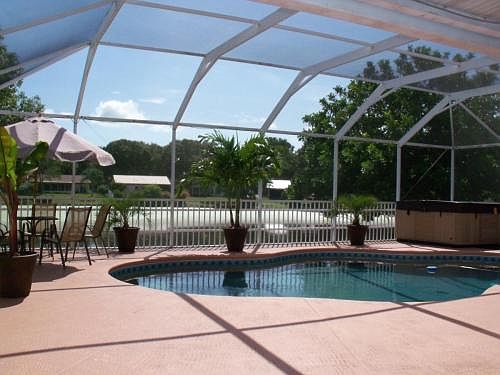 5th image of 2460 Beacon Groves Blvd