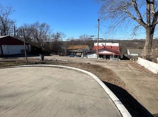 5236 Cleveland Ave, Kansas City, MO 64130
