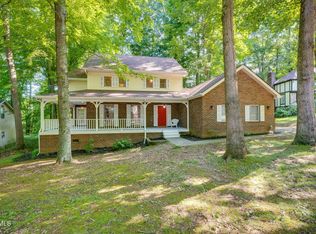 6 Red Fern Cir, Johnson City, TN 37604