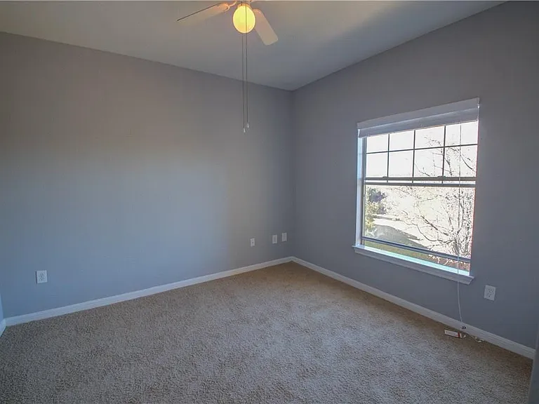 2320 Gracy Farms Ln #1321 — Photo 4