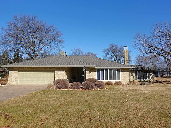 2nd image of 194 Seminole Dr