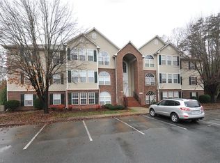 332 Mill Pond Dr, Winston Salem, NC 27106