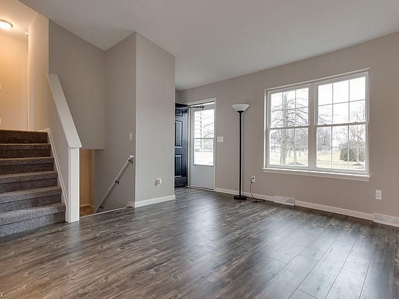 4th image of 14941 Glen Valley Dr