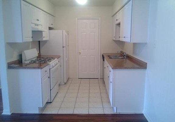 4th image of 409 Kiowa Dr