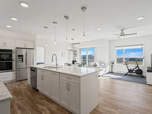 20 N Seton Park SE #332, Calgary, AB T3M 2V4