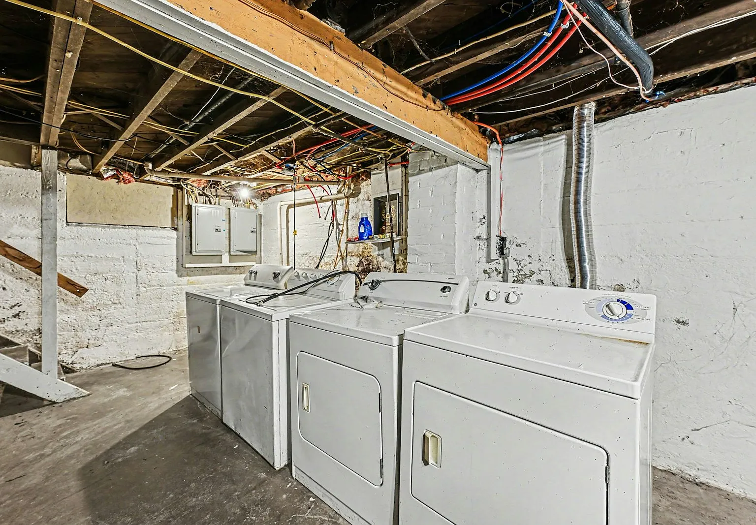 427 Kolping Avenue, Unit 427 — Photo 2