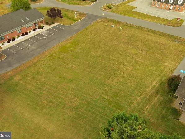 2 Health Care Ln, Martinsburg, WV 25401