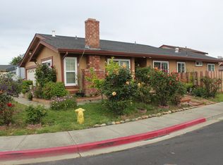 30699 Chimney Ln, Union City, CA 94587