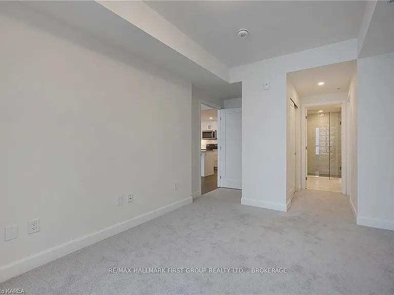 129 A South St #508 — Photo 21