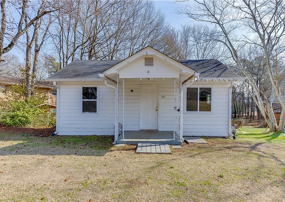 1st image of 211 Stone Mountain St
