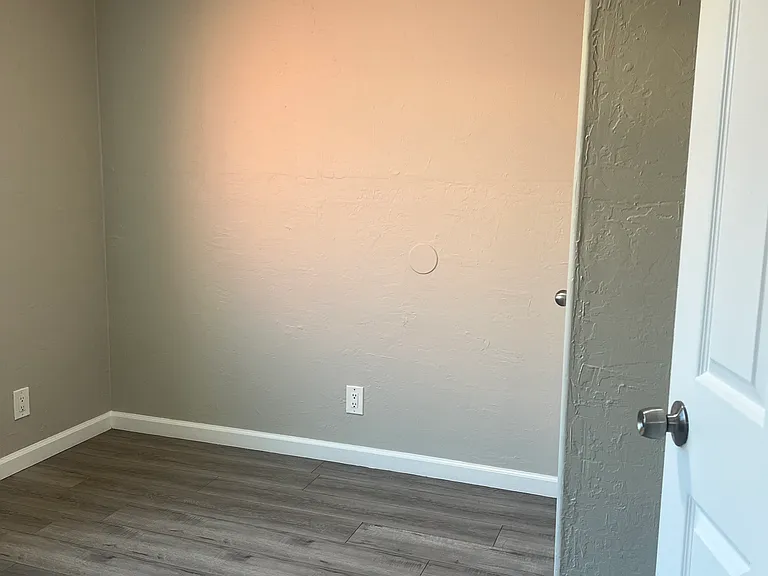 2124 90th Ave #17 — Photo 12