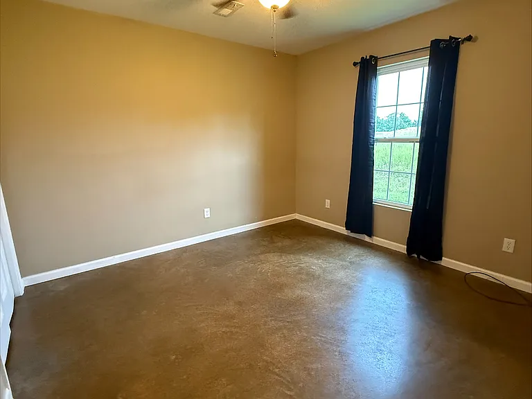1st bedroom wide