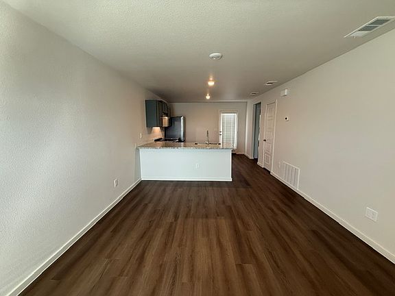 2nd image of 5518 Smith St