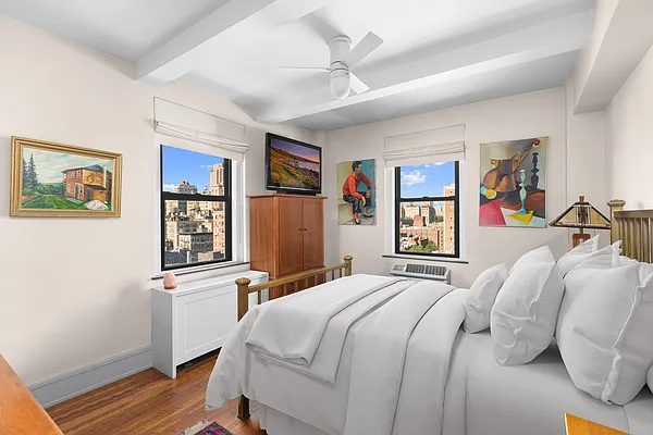 Sold by Compass | media 6